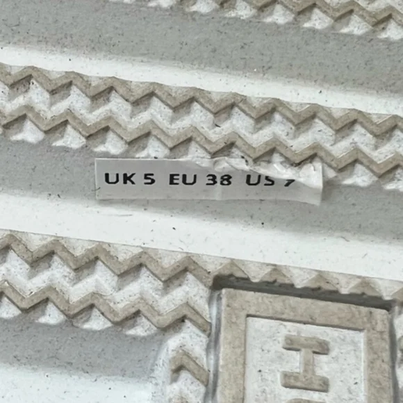 Hunter Double Buckle Chunky Platform Sandals - Picture 11 of 11